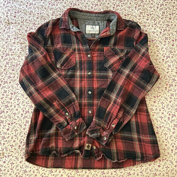 Legendary Whitetails Women's Standard Cottage Escape Flannel Shirt, L, Forest - Picture 1 of 7